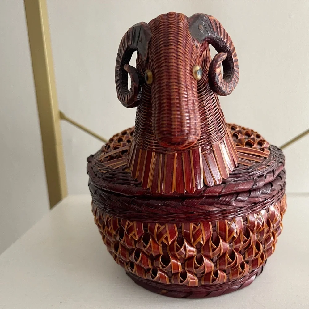 N/A unique woven